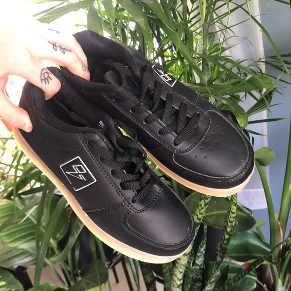 Light up rave sneakers (dual charger included) - Picture 6 of 6